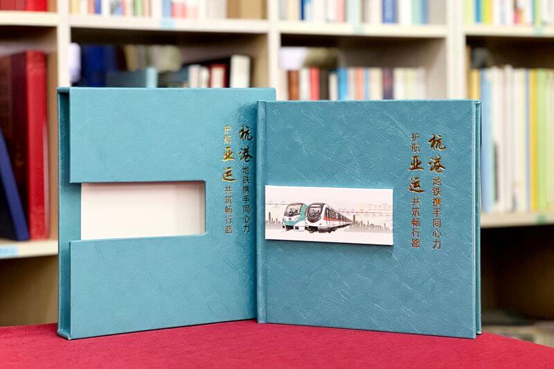 企業(yè)文化記錄相冊制作-定格文化印記，展現(xiàn)企業(yè)精神