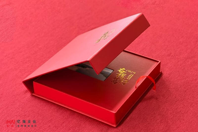 設(shè)計(jì)定制領(lǐng)導(dǎo)工作紀(jì)念冊(cè)