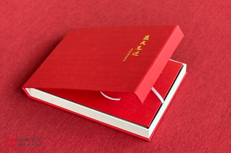 制作一本靈動(dòng)升職紀(jì)念冊